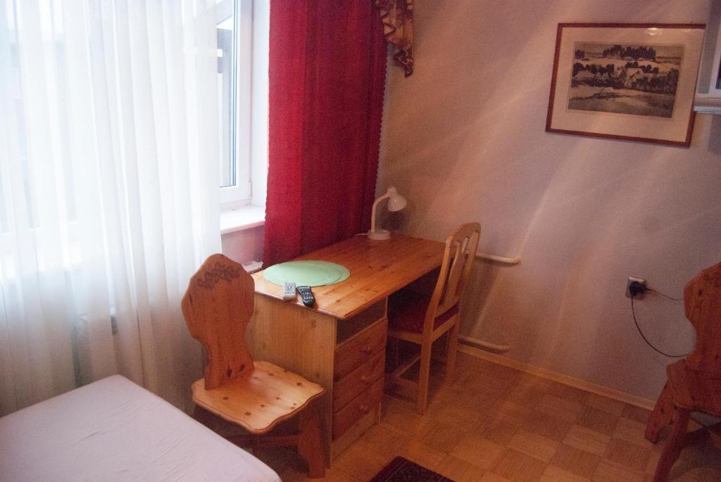 Eha Suija Home Accommodation Tartu Esterno foto